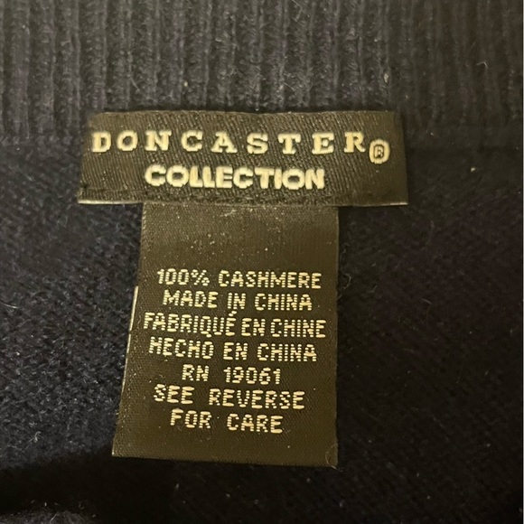 Doncaster Navy  Cashmere Textured Flower Cardigan, size Medium - Picture 8 of 9